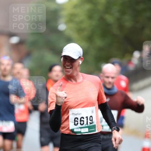 05.10.2025 - 20. swb-Marathon Bremen Michael Strokosch http://msf.ph/oto/9214625 05.10.2025 12:37:40 Laufen 66, 19 meine-sportfotos.de