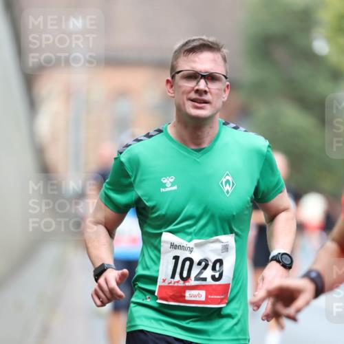 05.10.2025 - 20. swb-Marathon Bremen Michael Strokosch http://msf.ph/oto/9214635 05.10.2025 12:37:44 Laufen 1029 meine-sportfotos.de