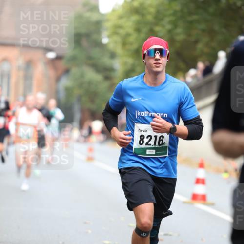 05.10.2025 - 20. swb-Marathon Bremen Michael Strokosch http://msf.ph/oto/9214646 05.10.2025 12:37:51 Laufen 8216 meine-sportfotos.de