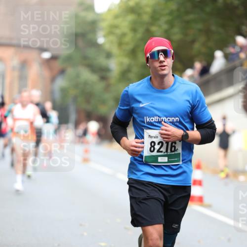 05.10.2025 - 20. swb-Marathon Bremen Michael Strokosch http://msf.ph/oto/9214647 05.10.2025 12:37:51 Laufen 8216 meine-sportfotos.de
