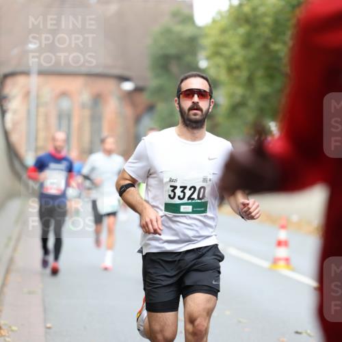 05.10.2025 - 20. swb-Marathon Bremen Michael Strokosch http://msf.ph/oto/9214670 05.10.2025 12:38:05 Laufen 3320 meine-sportfotos.de