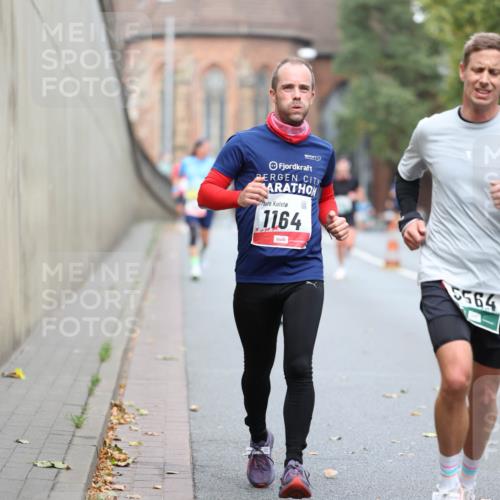 05.10.2025 - 20. swb-Marathon Bremen Michael Strokosch http://msf.ph/oto/9214681 05.10.2025 12:38:09 Laufen 1164, 5564 meine-sportfotos.de