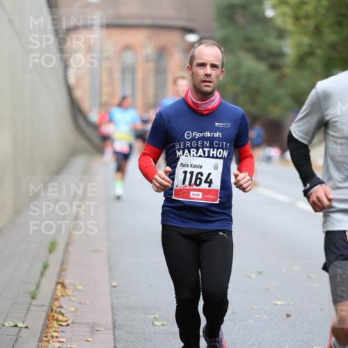 05.10.2025 - 20. swb-Marathon Bremen Michael Strokosch http://msf.ph/oto/9214684 05.10.2025 12:38:09 Laufen 1164 meine-sportfotos.de