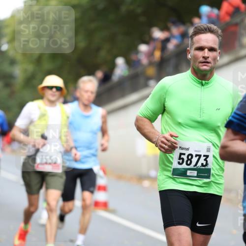 05.10.2025 - 20. swb-Marathon Bremen Michael Strokosch http://msf.ph/oto/9214709 05.10.2025 12:38:29 Laufen 1552, 05523, 5873 meine-sportfotos.de