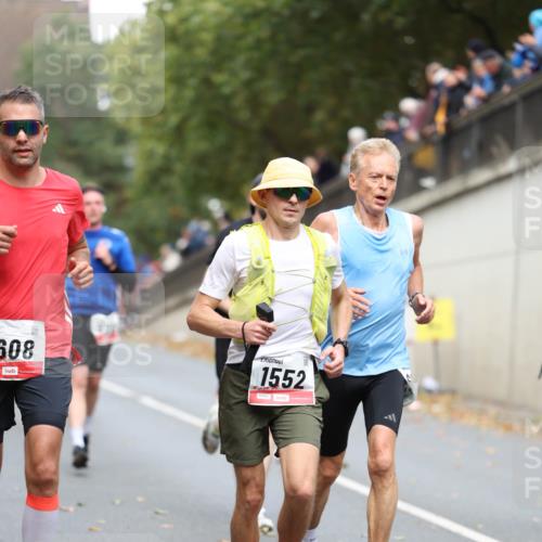 05.10.2025 - 20. swb-Marathon Bremen Michael Strokosch http://msf.ph/oto/9214710 05.10.2025 12:38:29 Laufen 608, 1552, 01000 meine-sportfotos.de
