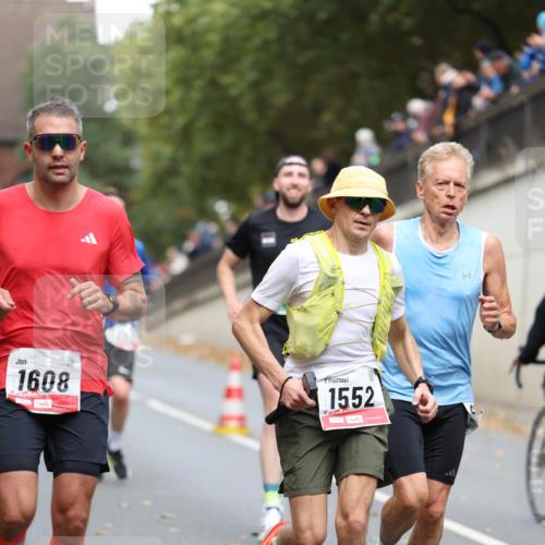 05.10.2025 - 20. swb-Marathon Bremen Michael Strokosch http://msf.ph/oto/9214711 05.10.2025 12:38:30 Laufen 1608, 1552 meine-sportfotos.de