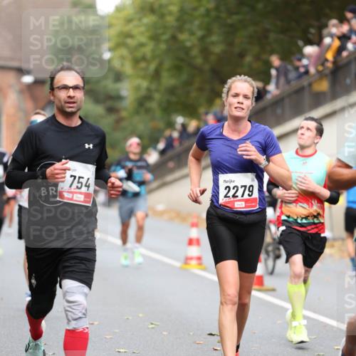 05.10.2025 - 20. swb-Marathon Bremen Michael Strokosch http://msf.ph/oto/9214757 05.10.2025 12:38:55 Laufen 2016, 754, 2279 meine-sportfotos.de