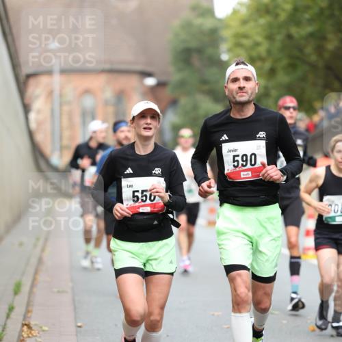 05.10.2025 - 20. swb-Marathon Bremen Michael Strokosch http://msf.ph/oto/9214808 05.10.2025 12:39:22 Laufen 556, 590, 308 meine-sportfotos.de