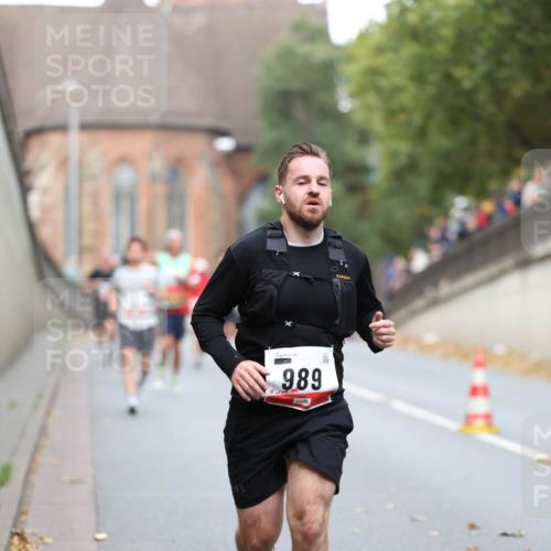 05.10.2025 - 20. swb-Marathon Bremen Michael Strokosch http://msf.ph/oto/9214865 05.10.2025 12:39:54 Laufen 989, 44 meine-sportfotos.de