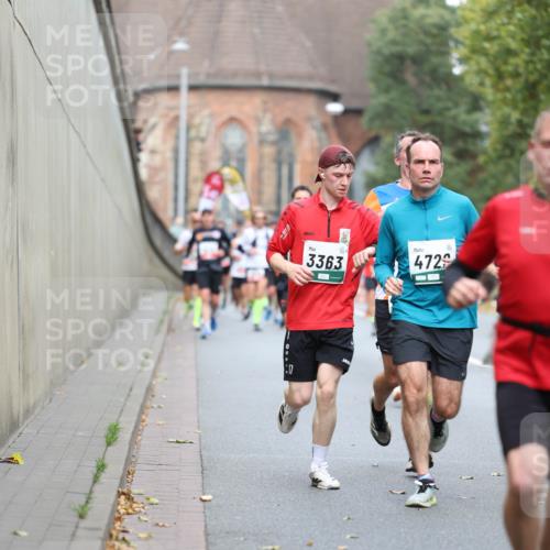 05.10.2025 - 20. swb-Marathon Bremen Michael Strokosch http://msf.ph/oto/9214936 05.10.2025 12:40:33 Laufen 17, 3363, 472 meine-sportfotos.de