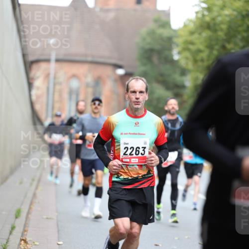 05.10.2025 - 20. swb-Marathon Bremen Michael Strokosch http://msf.ph/oto/9214971 05.10.2025 12:40:52 Laufen 20, 2263, 00131 meine-sportfotos.de