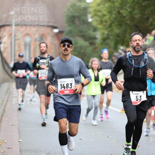05.10.2025 - 20. swb-Marathon Bremen Michael Strokosch http://msf.ph/oto/9214975 05.10.2025 12:40:55 Laufen 1774, 1483, 53 meine-sportfotos.de
