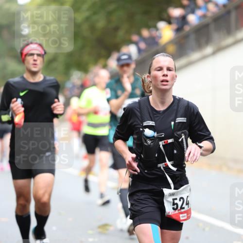 05.10.2025 - 20. swb-Marathon Bremen Michael Strokosch http://msf.ph/oto/9215001 05.10.2025 12:41:07 Laufen 524 meine-sportfotos.de