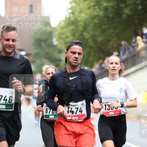 05.10.2025 - 20. swb-Marathon Bremen Michael Strokosch http://msf.ph/oto/9215026 05.10.2025 12:41:25 Laufen 746, 8760, 1474, 1365 meine-sportfotos.de