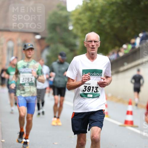 05.10.2025 - 20. swb-Marathon Bremen Michael Strokosch http://msf.ph/oto/9215069 05.10.2025 12:41:51 Laufen 3193, 3913 meine-sportfotos.de