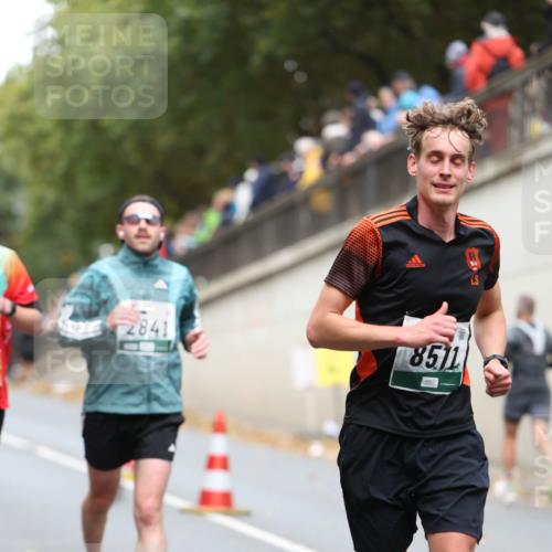 05.10.2025 - 20. swb-Marathon Bremen Michael Strokosch http://msf.ph/oto/9215080 05.10.2025 12:41:59 Laufen 2841, 8511 meine-sportfotos.de