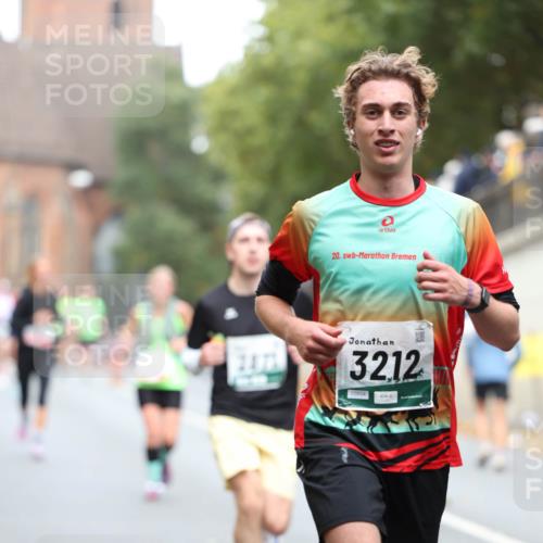 05.10.2025 - 20. swb-Marathon Bremen Michael Strokosch http://msf.ph/oto/9215084 05.10.2025 12:42:00 Laufen 20, 2471, 3212, 05804 meine-sportfotos.de