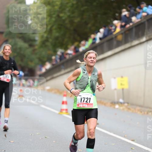 05.10.2025 - 20. swb-Marathon Bremen Michael Strokosch http://msf.ph/oto/9215090 05.10.2025 12:42:03 Laufen 161, 1721 meine-sportfotos.de