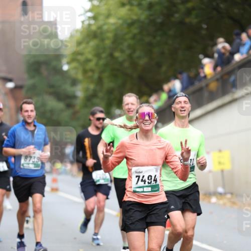 05.10.2025 - 20. swb-Marathon Bremen Michael Strokosch http://msf.ph/oto/9215110 05.10.2025 12:42:13 Laufen 8738, 7494 meine-sportfotos.de
