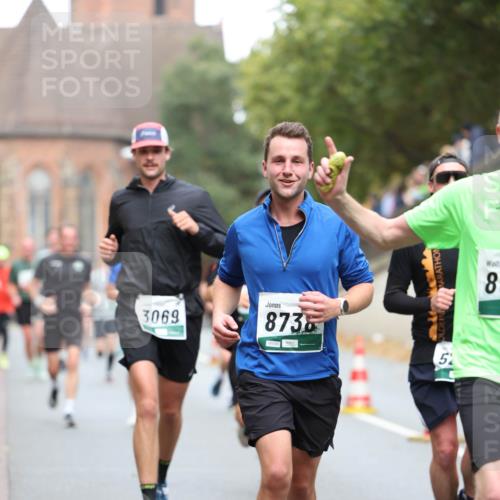 05.10.2025 - 20. swb-Marathon Bremen Michael Strokosch http://msf.ph/oto/9215116 05.10.2025 12:42:15 Laufen 3069, 8736, 52, 8 meine-sportfotos.de