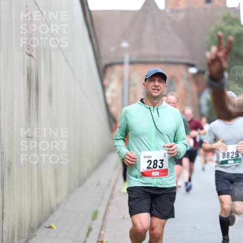 05.10.2025 - 20. swb-Marathon Bremen Michael Strokosch http://msf.ph/oto/9215126 05.10.2025 12:42:20 Laufen 283, 8829 meine-sportfotos.de