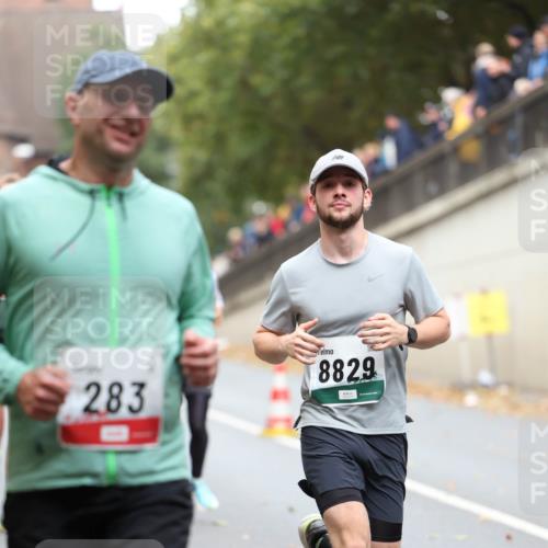 05.10.2025 - 20. swb-Marathon Bremen Michael Strokosch http://msf.ph/oto/9215130 05.10.2025 12:42:22 Laufen 283, 8829 meine-sportfotos.de