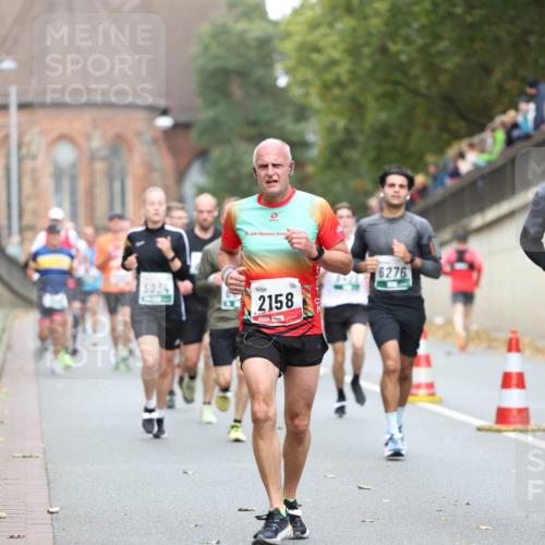 05.10.2025 - 20. swb-Marathon Bremen Michael Strokosch http://msf.ph/oto/9215177 05.10.2025 12:42:51 Laufen 20, 5034, 2158, 6276 meine-sportfotos.de