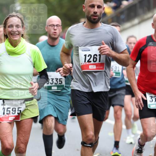 05.10.2025 - 20. swb-Marathon Bremen Michael Strokosch http://msf.ph/oto/9215248 05.10.2025 12:43:31 Laufen 1595, 8335, 1261, 691, 37 meine-sportfotos.de