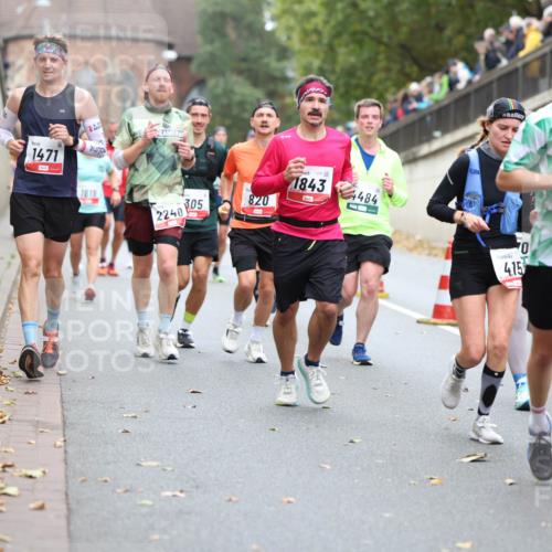 05.10.2025 - 20. swb-Marathon Bremen Michael Strokosch http://msf.ph/oto/9215284 05.10.2025 12:44:04 Laufen 1471, 1843, 1619, 305, 820, 2240, 4484, 4, 15, 0, 2716 meine-sportfotos.de