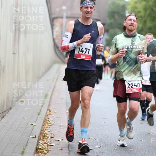 05.10.2025 - 20. swb-Marathon Bremen Michael Strokosch http://msf.ph/oto/9215289 05.10.2025 12:44:06 Laufen 2, 195, 1471, 2240, 3, 820 meine-sportfotos.de