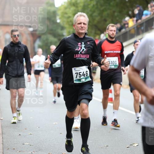 05.10.2025 - 20. swb-Marathon Bremen Michael Strokosch http://msf.ph/oto/9215307 05.10.2025 12:44:21 Laufen 7546, 5100, 31, 5419 meine-sportfotos.de