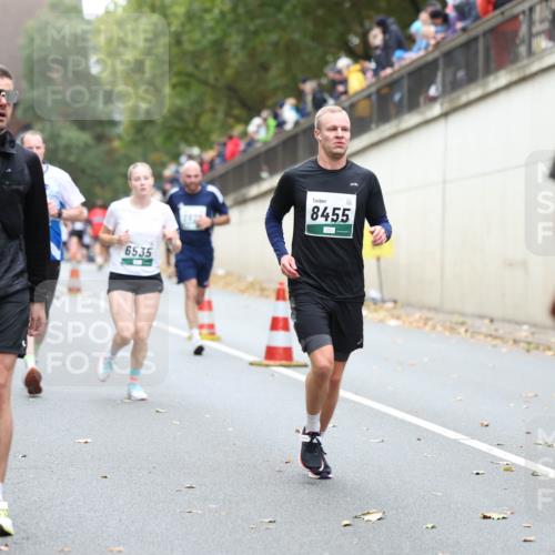 05.10.2025 - 20. swb-Marathon Bremen Michael Strokosch http://msf.ph/oto/9215310 05.10.2025 12:44:24 Laufen 6535, 8455, 51 meine-sportfotos.de