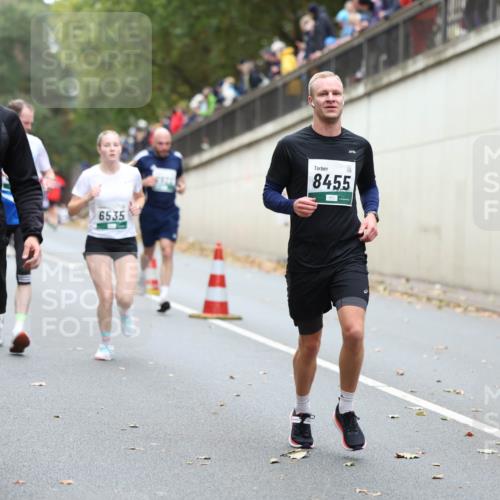 05.10.2025 - 20. swb-Marathon Bremen Michael Strokosch http://msf.ph/oto/9215311 05.10.2025 12:44:24 Laufen 6535, 8455 meine-sportfotos.de