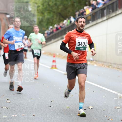 05.10.2025 - 20. swb-Marathon Bremen Michael Strokosch http://msf.ph/oto/9215357 05.10.2025 12:44:50 Laufen 3815, 1893, 34, 71 meine-sportfotos.de