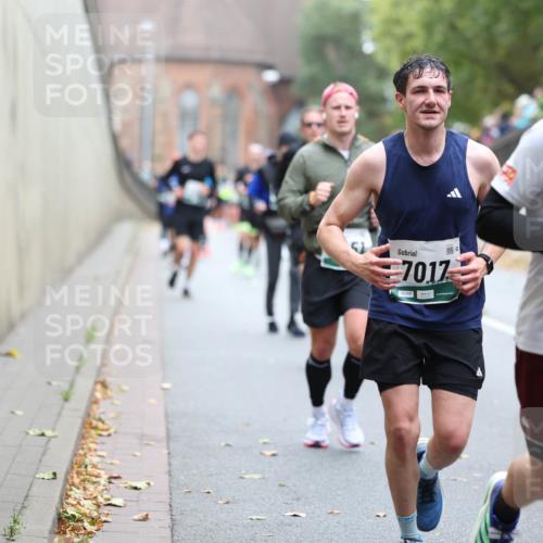 05.10.2025 - 20. swb-Marathon Bremen Michael Strokosch http://msf.ph/oto/9215387 05.10.2025 12:45:03 Laufen 7017, 06395, 40 meine-sportfotos.de