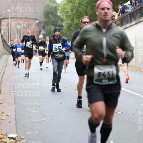 05.10.2025 - 20. swb-Marathon Bremen Michael Strokosch http://msf.ph/oto/9215388 05.10.2025 12:45:04 Laufen 4709, 6267, 23, 6451, 8903 meine-sportfotos.de