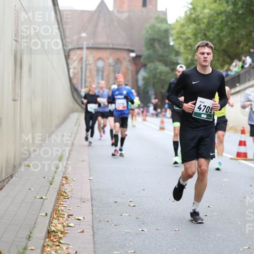 05.10.2025 - 20. swb-Marathon Bremen Michael Strokosch http://msf.ph/oto/9215395 05.10.2025 12:45:08 Laufen 4705, 556 meine-sportfotos.de