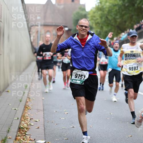 05.10.2025 - 20. swb-Marathon Bremen Michael Strokosch http://msf.ph/oto/9215444 05.10.2025 12:45:33 Laufen 9151, 59, 9983, 4446 meine-sportfotos.de