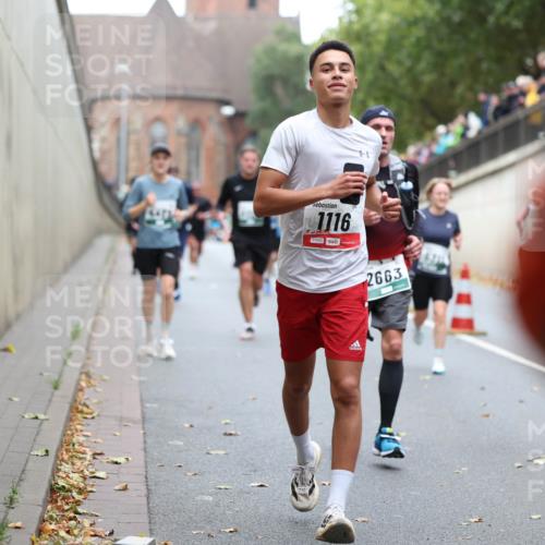 05.10.2025 - 20. swb-Marathon Bremen Michael Strokosch http://msf.ph/oto/9215470 05.10.2025 12:45:44 Laufen 1116, 2663 meine-sportfotos.de