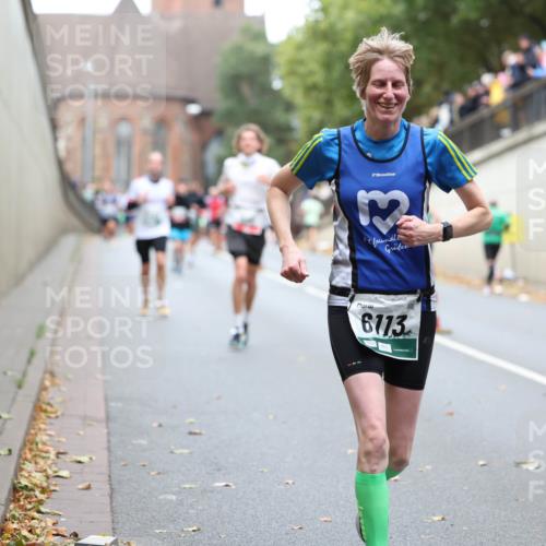 05.10.2025 - 20. swb-Marathon Bremen Michael Strokosch http://msf.ph/oto/9215497 05.10.2025 12:45:59 Laufen 3, 6113 meine-sportfotos.de