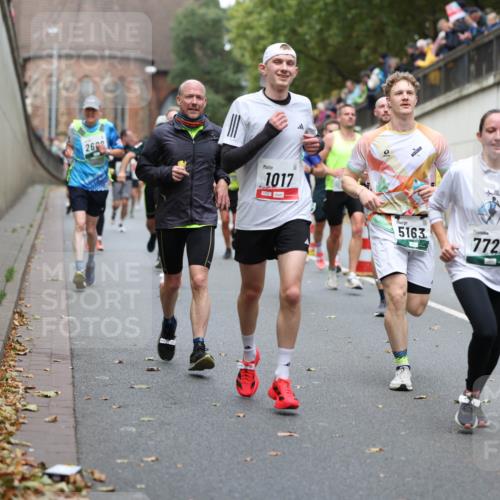 05.10.2025 - 20. swb-Marathon Bremen Michael Strokosch http://msf.ph/oto/9215551 05.10.2025 12:46:30 Laufen 26, 1017, 5163, 7726 meine-sportfotos.de