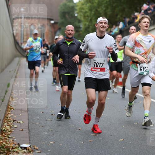 05.10.2025 - 20. swb-Marathon Bremen Michael Strokosch http://msf.ph/oto/9215552 05.10.2025 12:46:30 Laufen 1017, 00051, 516, 7726 meine-sportfotos.de