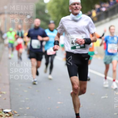 05.10.2025 - 20. swb-Marathon Bremen Michael Strokosch http://msf.ph/oto/9215602 05.10.2025 12:46:56 Laufen 48 meine-sportfotos.de