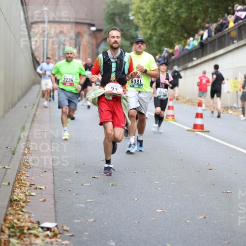 05.10.2025 - 20. swb-Marathon Bremen Michael Strokosch http://msf.ph/oto/9215609 05.10.2025 12:46:59 Laufen 2235, 77, 9081, 3040 meine-sportfotos.de