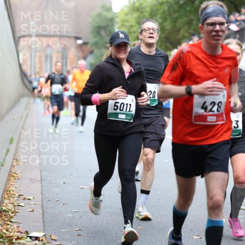 05.10.2025 - 20. swb-Marathon Bremen Michael Strokosch http://msf.ph/oto/9215666 05.10.2025 12:47:28 Laufen 5011, 20, 428, 3, 674 meine-sportfotos.de