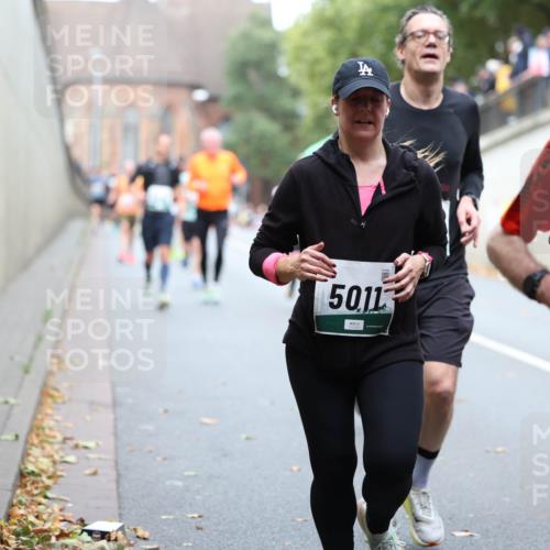 05.10.2025 - 20. swb-Marathon Bremen Michael Strokosch http://msf.ph/oto/9215668 05.10.2025 12:47:28 Laufen 5011, 428 meine-sportfotos.de