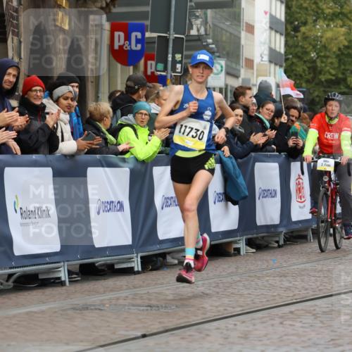 05.10.2025 - 20. swb-Marathon Bremen Strokosch-Dieckow http://msf.ph/oto/9219912 05.10.2025 10:32:38 Ziel 11730 meine-sportfotos.de