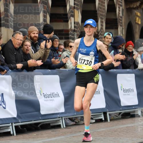 05.10.2025 - 20. swb-Marathon Bremen Strokosch-Dieckow http://msf.ph/oto/9219973 05.10.2025 10:32:39 Ziel 11730 meine-sportfotos.de