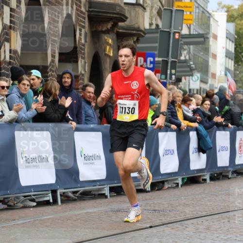 05.10.2025 - 20. swb-Marathon Bremen Strokosch-Dieckow http://msf.ph/oto/9220157 05.10.2025 10:33:44 Ziel 9320, 11130 meine-sportfotos.de