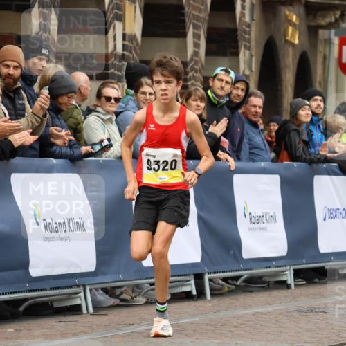 05.10.2025 - 20. swb-Marathon Bremen Strokosch-Dieckow http://msf.ph/oto/9220179 05.10.2025 10:33:50 Ziel 9320 meine-sportfotos.de